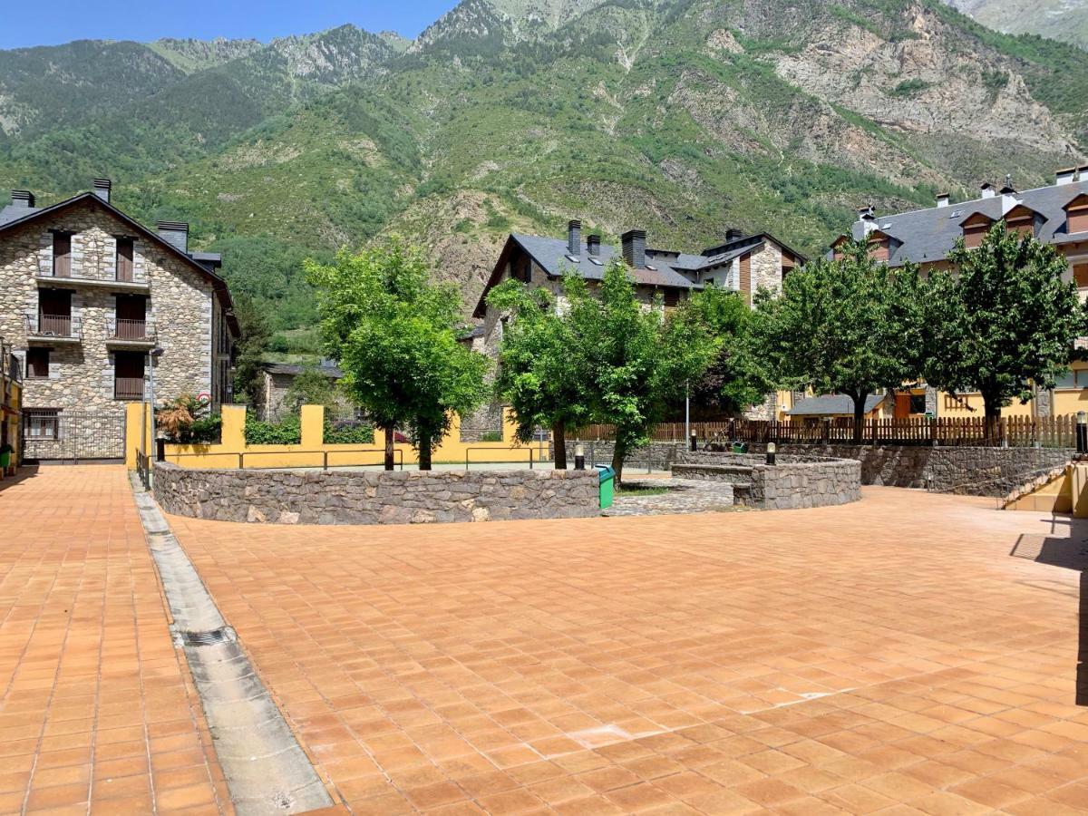 Bpirineos-Blest Appartement Benasque Buitenkant foto